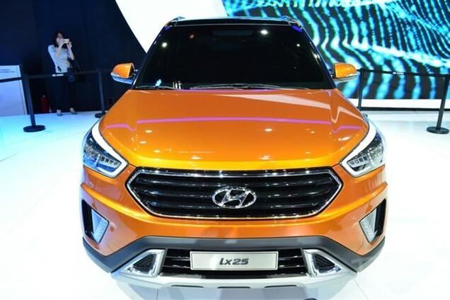 Кроссовер Hyundai ix25: мал да удал