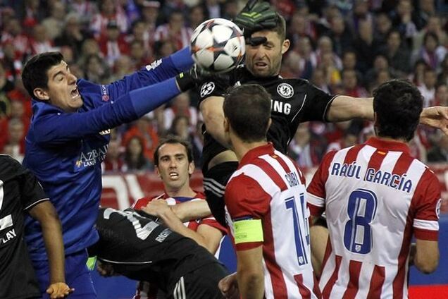 'Атлетико' не пробил защиту 'Челси' в полуфинале Лиги чемпионов