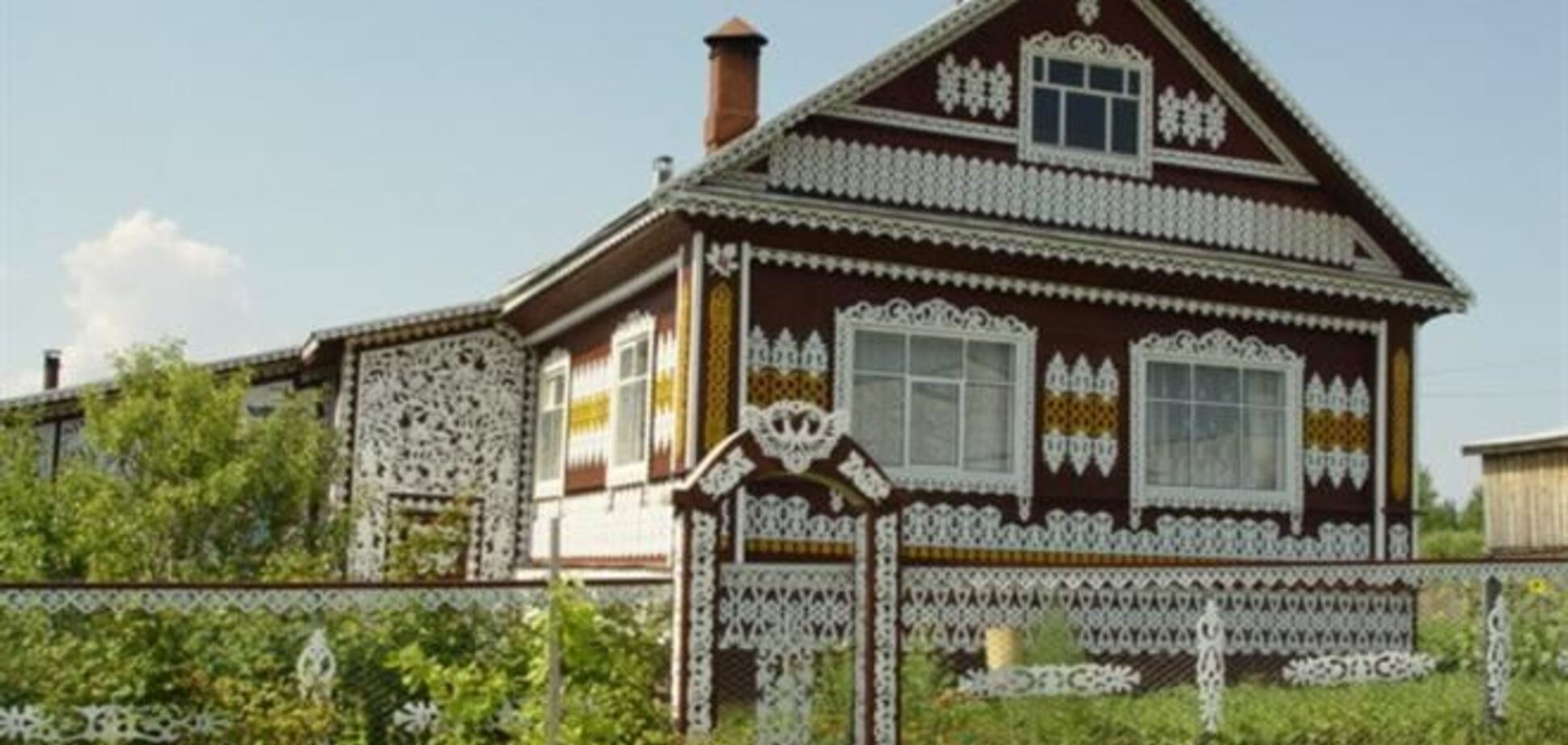 Оформить дом в украинской деревне будет проще