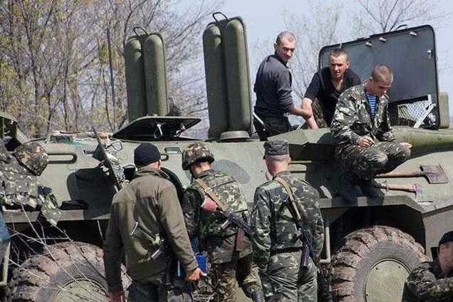 В Донецке десантники отбили у сепаратистов две БМД