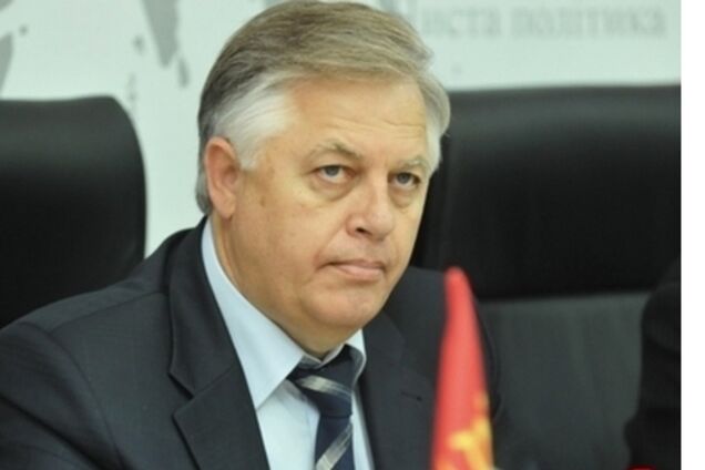 Симоненко: в Украине произошла рокировка олигархов у власти