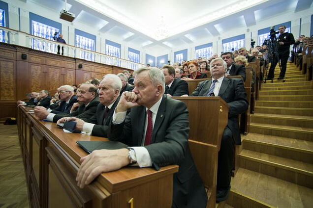 Докторів економічних наук в Україні за роки незалежності стало вдвічі більше