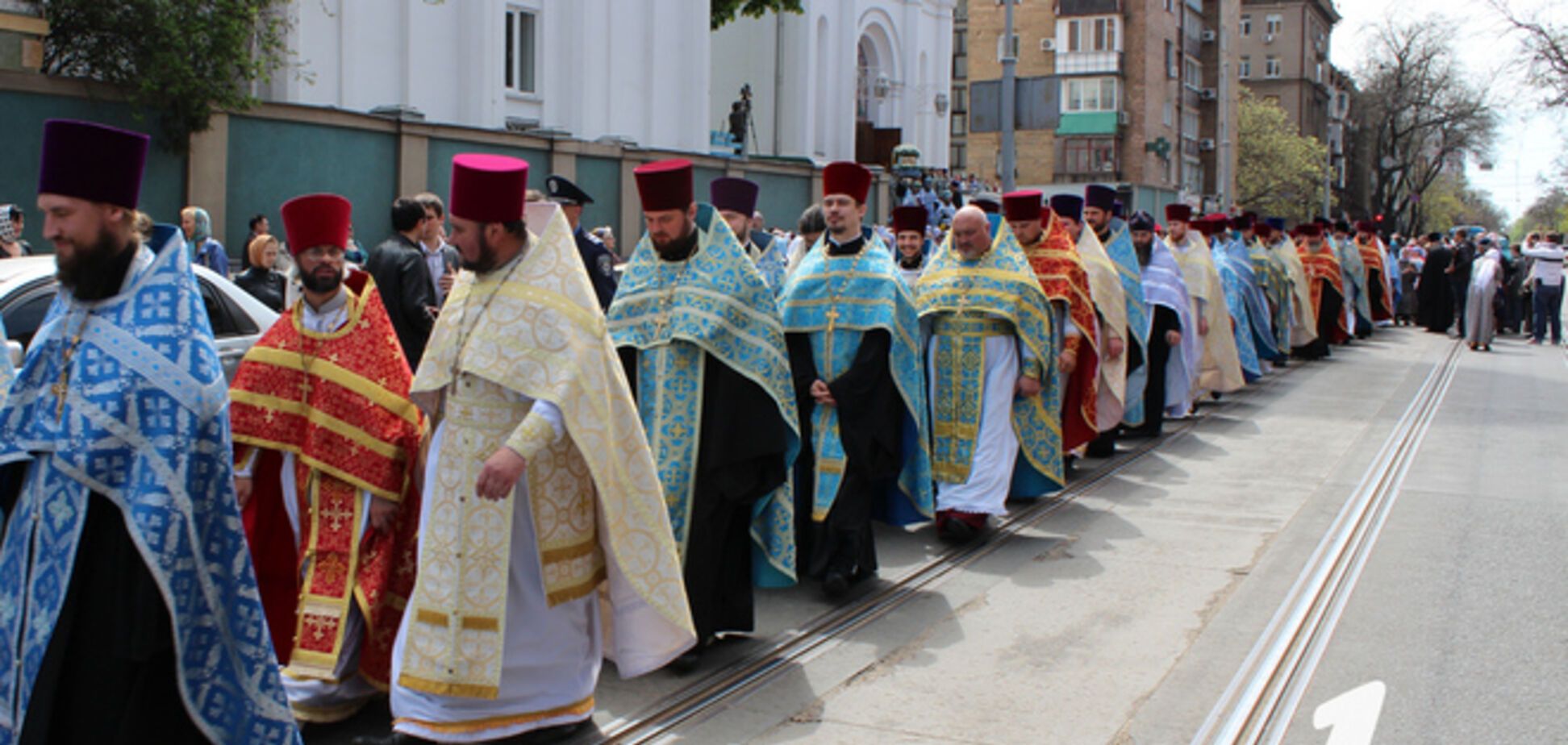В Одесі відбувся Хресний похід, під час якого просили бога про світ 