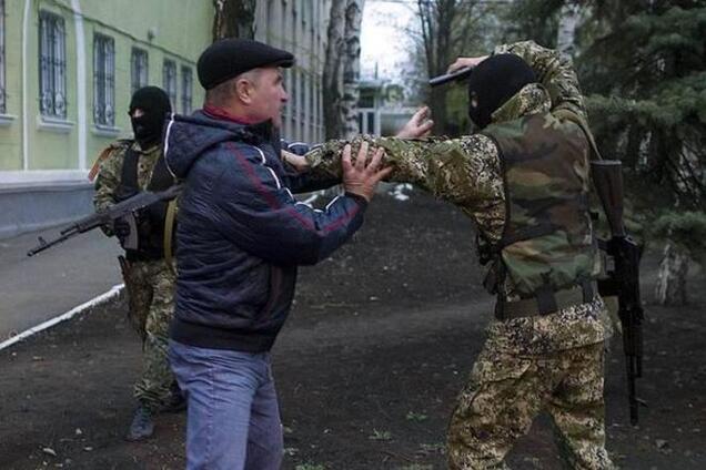 В сети появились листовки, за которые террористы готовы расстреливать людей