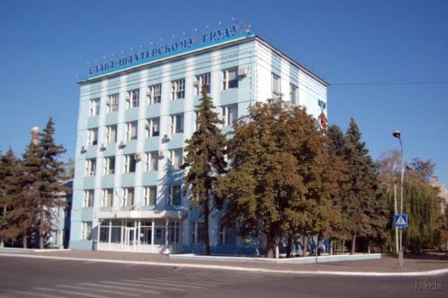 Неизвестные разгромили админздание 'Краснодонугля'