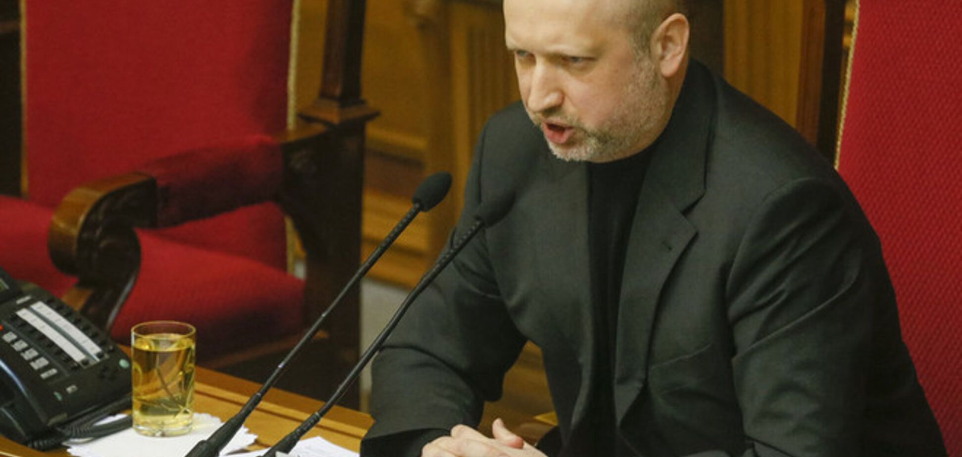 Телевизионщики просят защиты у Турчинова