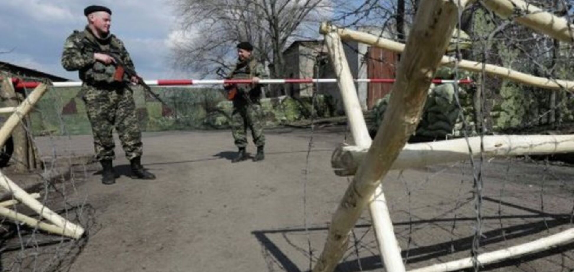 Украина уже оснастила на границе с РФ 600 км рвов