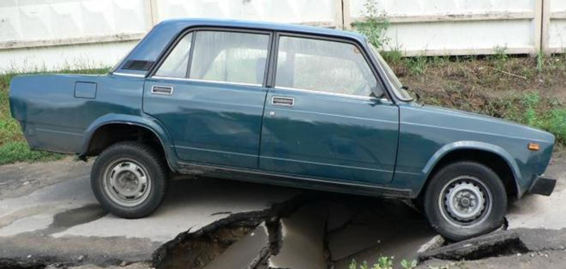 Киевлянин отсудил у 'Укравтодора' 32 тыс. грн за разбитое авто