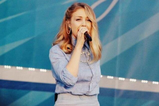 За кого из политиков согласны спеть украинские звезды