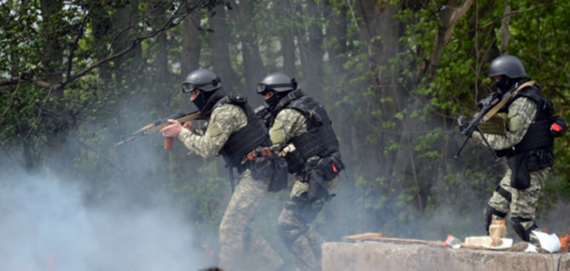Донецкий облсовет требует прекратить борьбу с боевиками на Донбассе