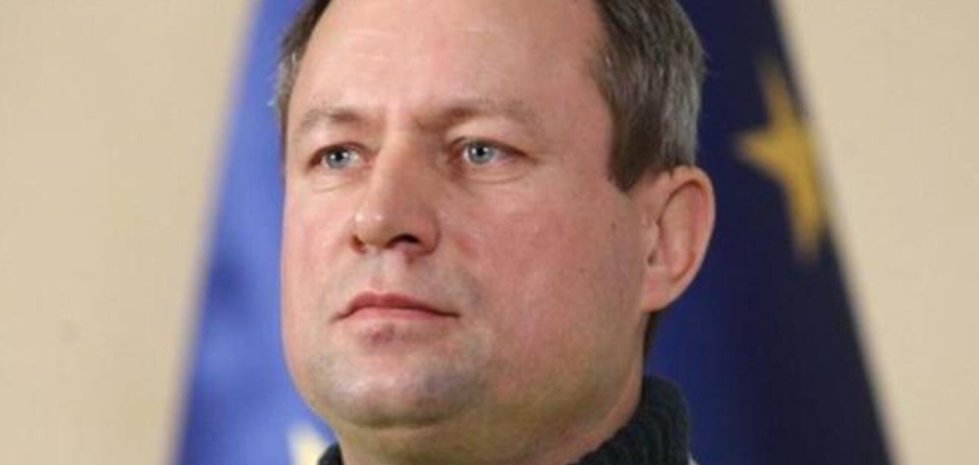 Турчинов уволил руководителя ДУСи