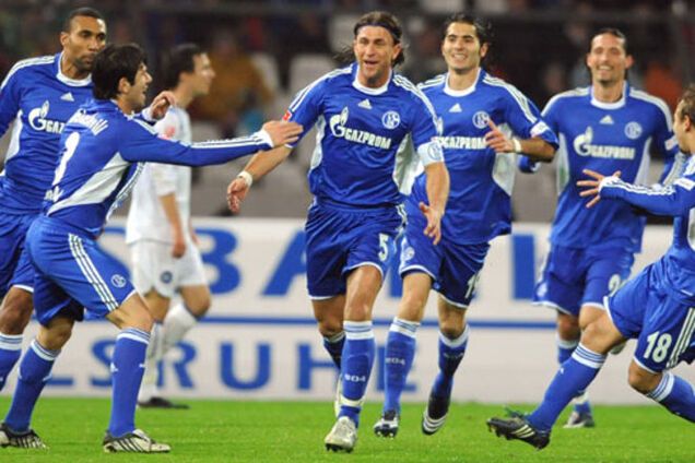 'Шальке' отказался от приглашения Путина ехать в Россию из-за событий в Украине