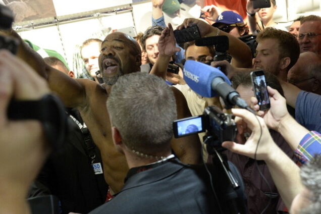 Бриггс пытался сорвать церемонию взвешивания Кличко - Леапаи