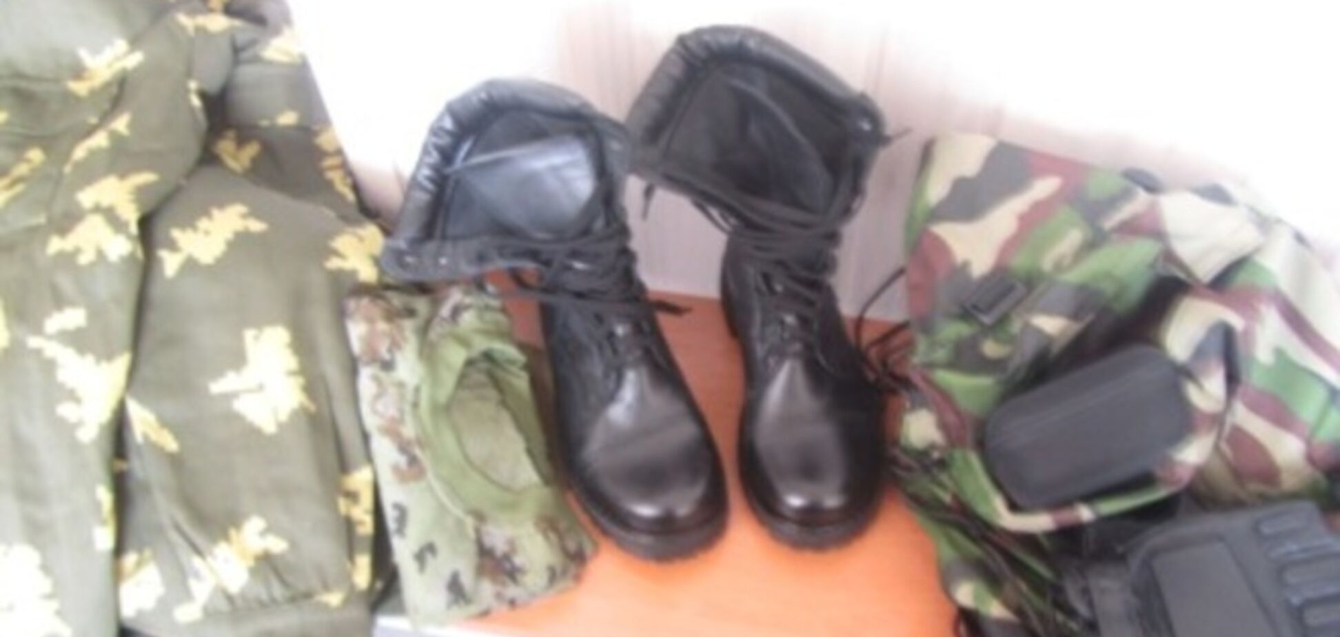 На границе задержали россиян с военным и агитационным грузом