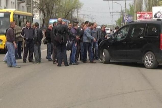 В Краснодоне снова появились блокпосты, на них дежурят российские журналисты