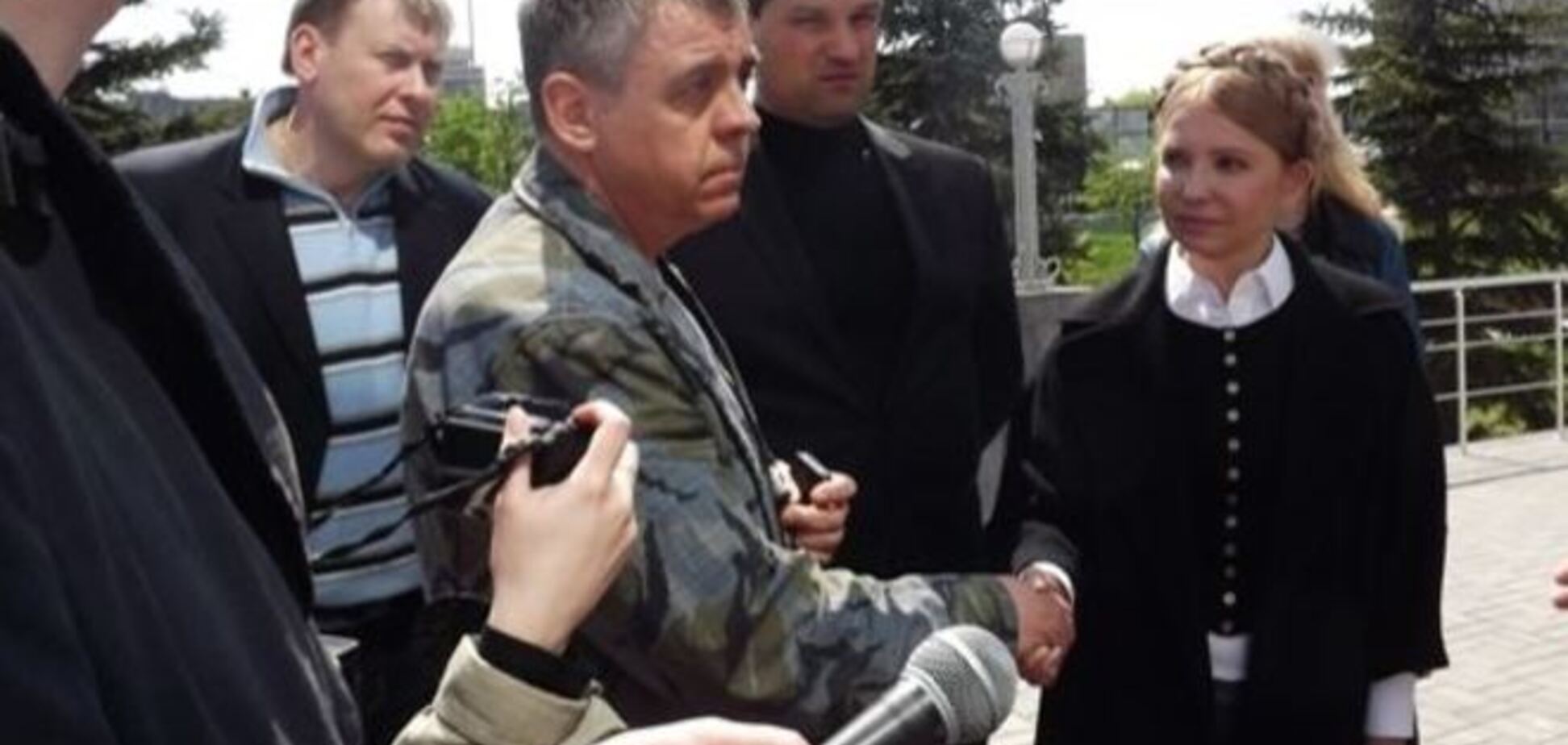 Загарбники будівлі СБУ в Луганську стверджують, що Тимошенко збрехала