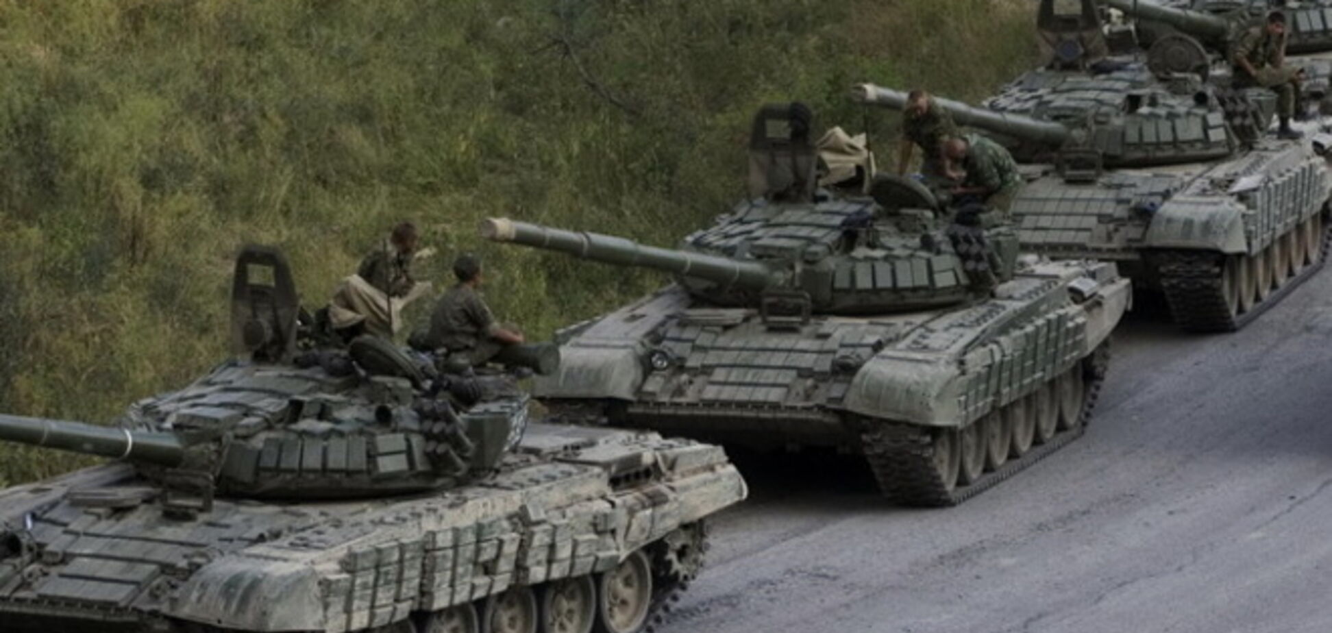 К границам Украины Россия подтянула 200 танков – Сергеев