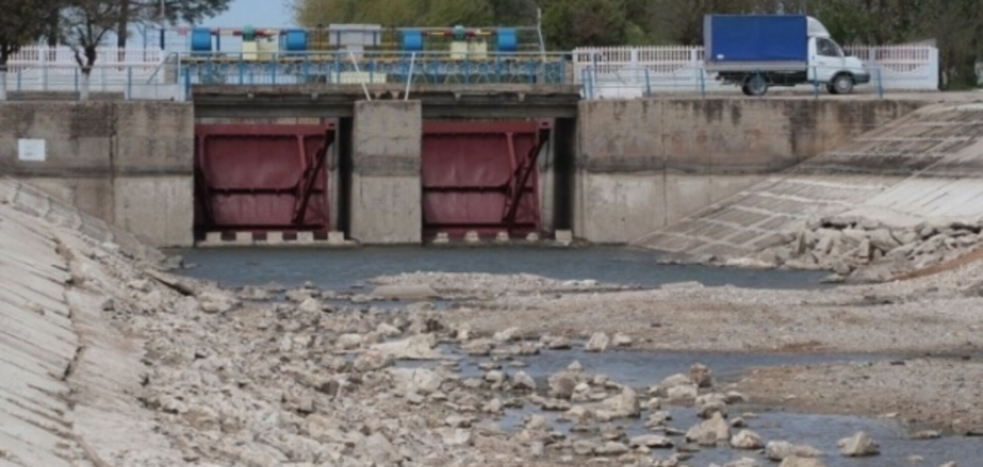 Госагентство водных ресурсов опровергло перекрытие воды в Крым