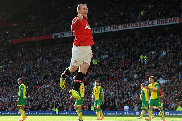 МЮ в первом матче под руководством Гиггза разгромил 'Норвич'. Другие результаты тура