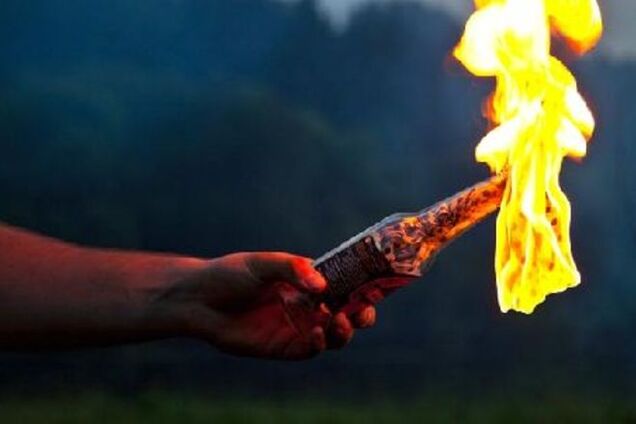 У Маріуполі будівлю райсуду закидали 'коктейлями Молотова'