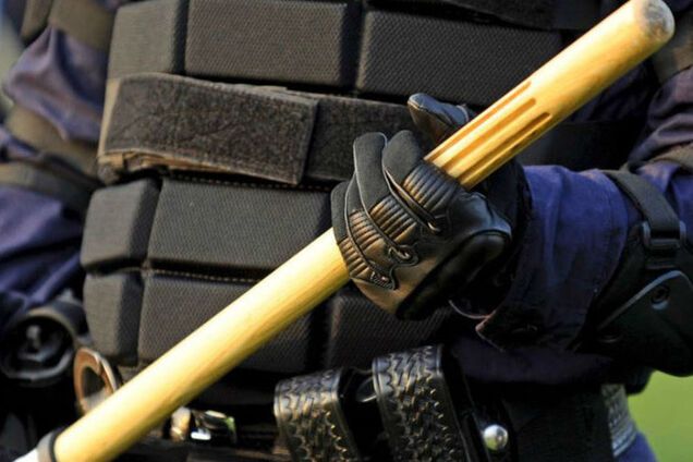 В Донецке в бывшем помещении ПР удерживают четырех заложников – активисты