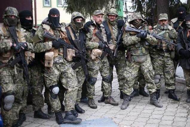 Боевики захватили здание милиции в Константиновке