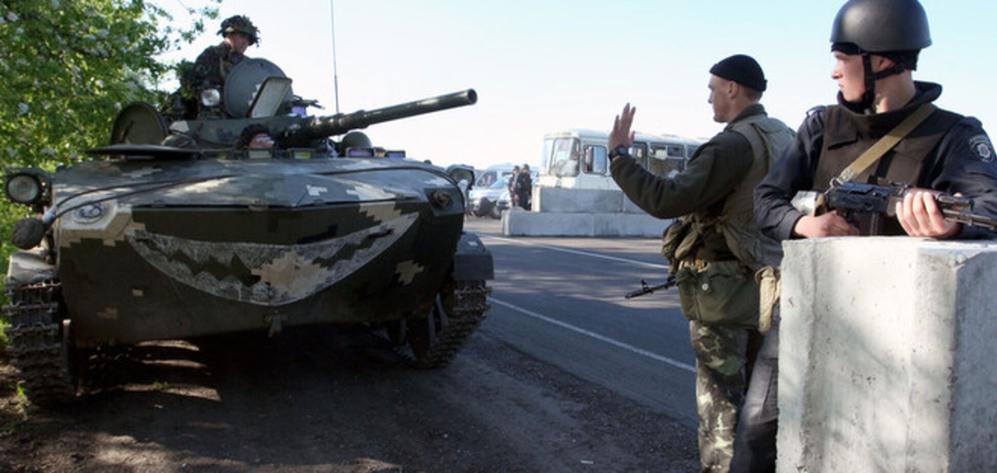 СБУ заявила о примерно 40 пленных в Славянске