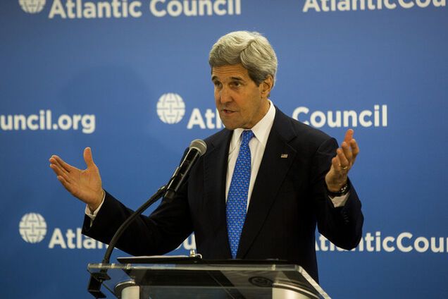 Керри: ситуация в Украине - тревожный сигнал для НАТО