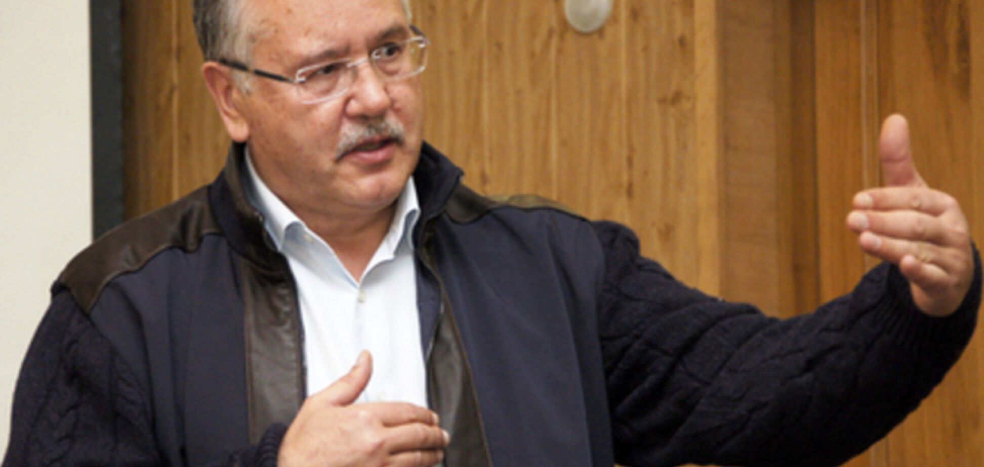 Гриценко: Україна не рятує заручників, захоплених на Донбасі терористами