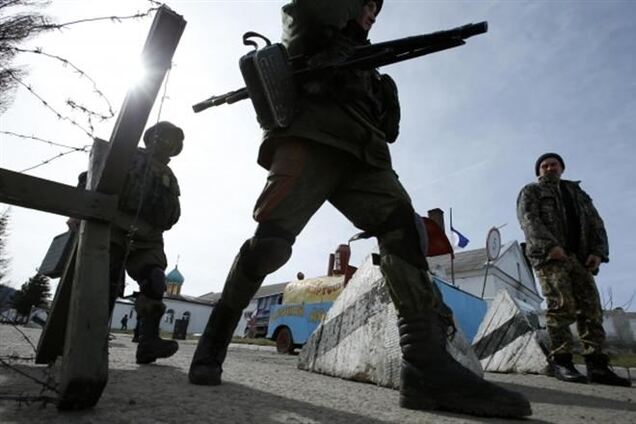 Яценюк: якщо Росія введе війська, будемо захищатися всіма методами