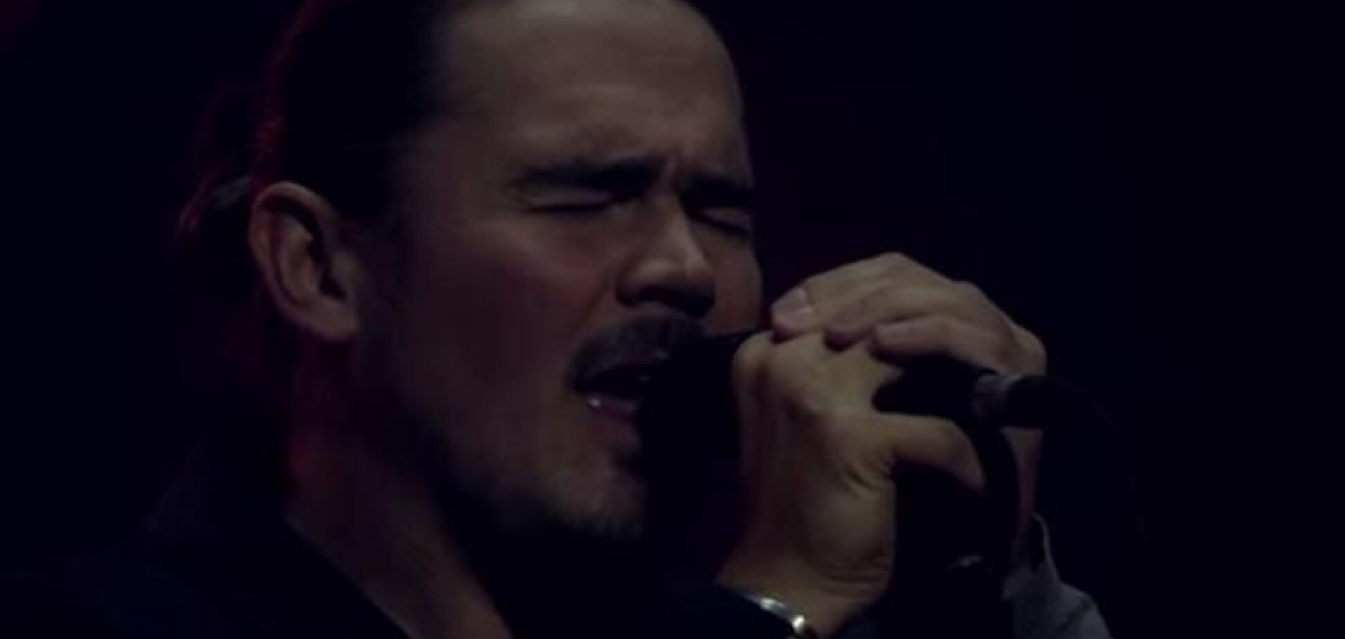 Группа 'ТНМК' и оркестр 'Слобожанский' посвятили песню героям Небесной сотни