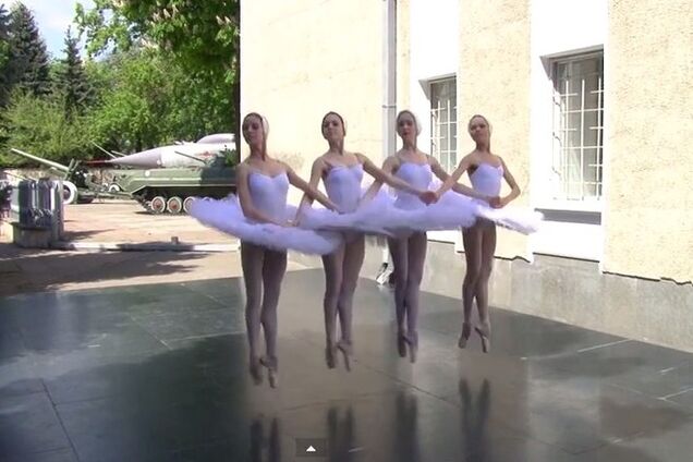 Для Путина в Одессе станцевали 'Лебединое озеро'