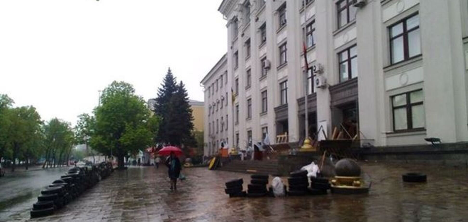 В Луганске пособники террористов изъяли авто главы облсовета, прокурора и ветеранов - СМИ