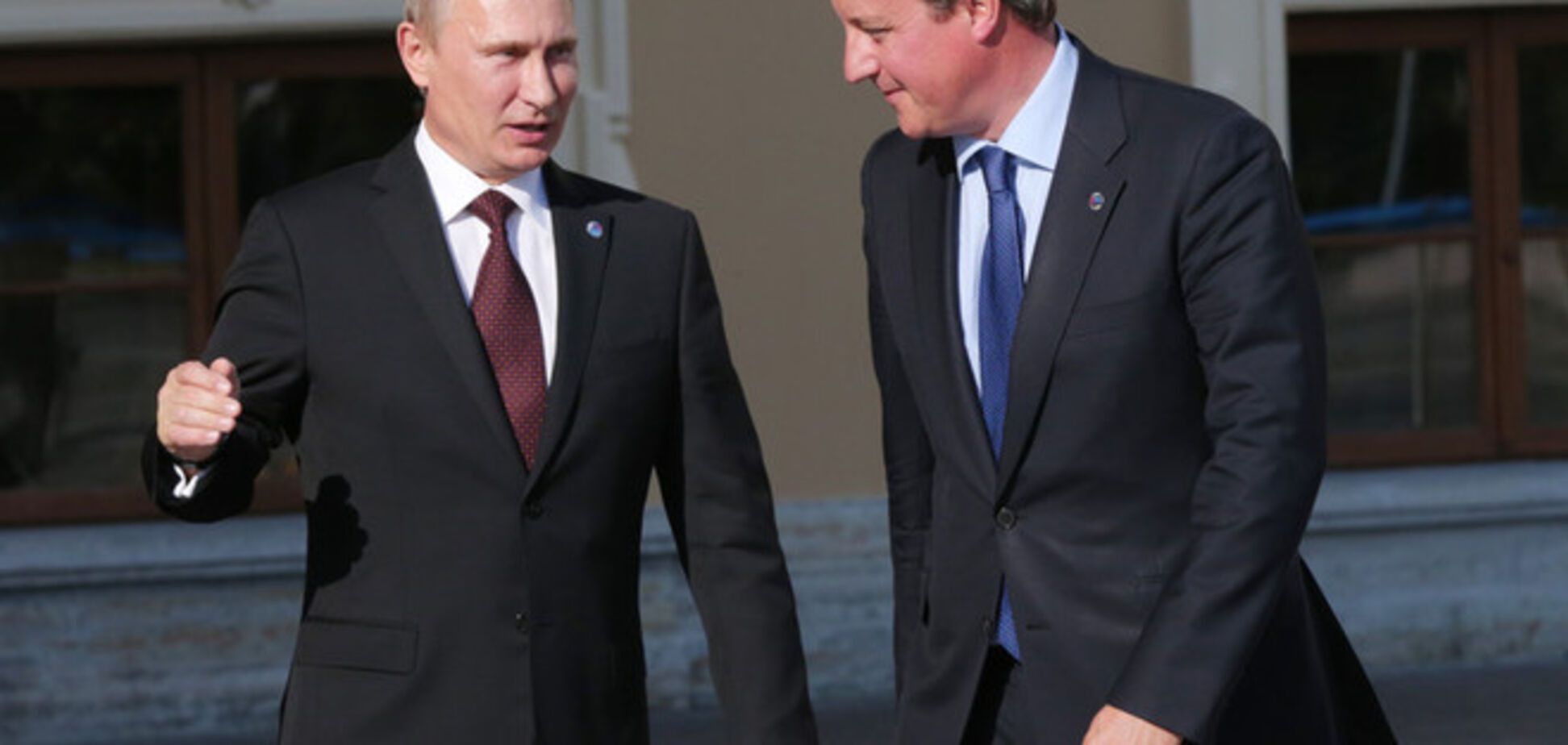 Путин обсудил ситуацию в Украине с британским премьером