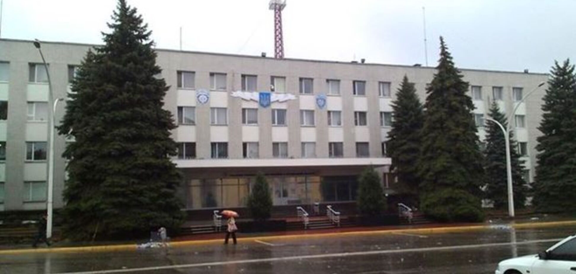 Управление МВД в Луганске уверяет, что не сдалось террористам