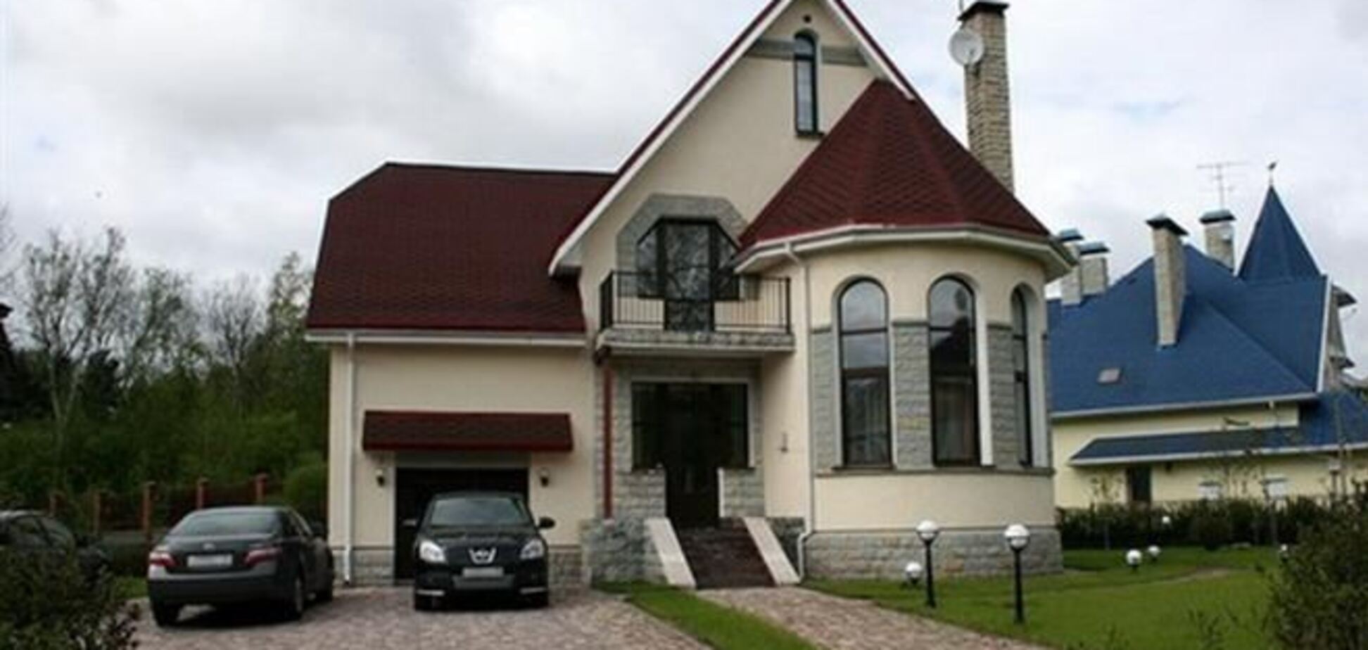 Украинцев просят отказаться от посредников при регистрации недвижимости