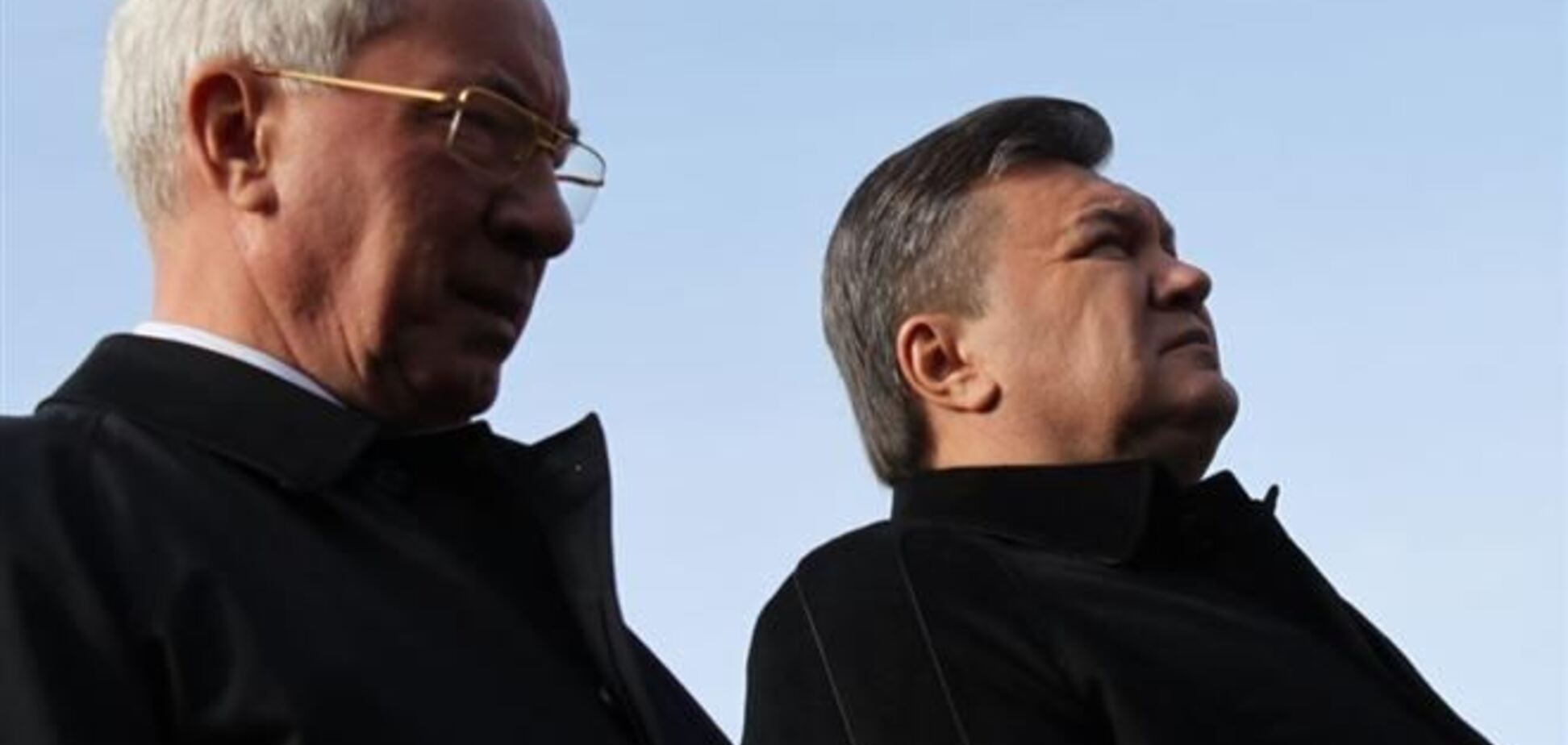 Янукович и Азаров остались без пенсий