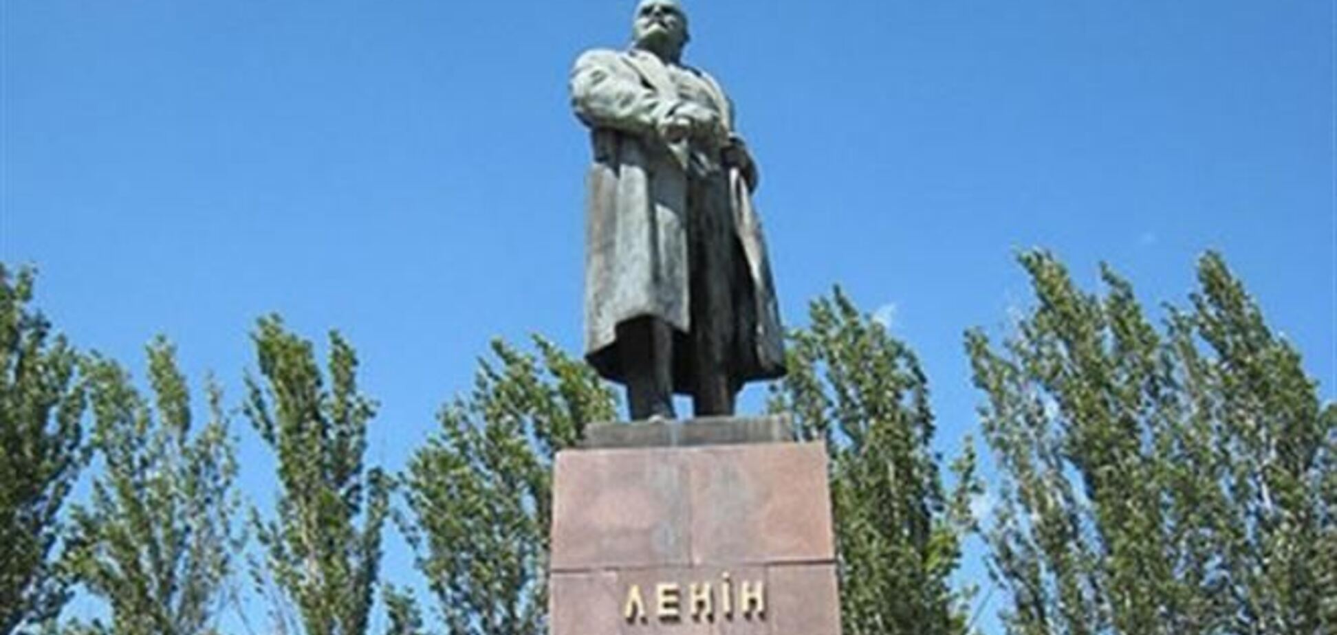У Миколаєві реставрують пам'ятник Леніну
