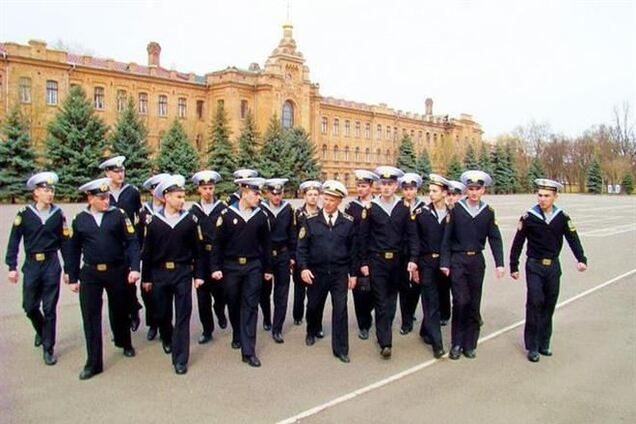 Одесса встретила офицеров и курсантов из Крыма