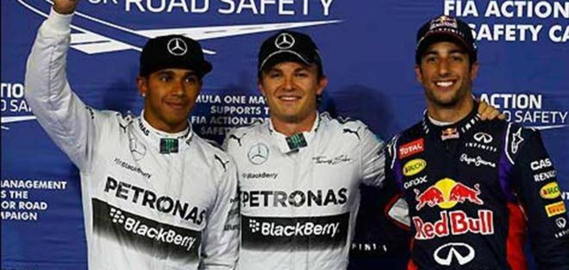 Пилоты 'Мерседес' выиграли квалификацию Гран-при Бахрейна