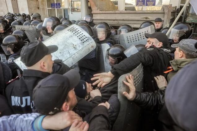 Саакашвили: армия РФ вторгнется, если диверсанты удержатся на Востоке Украины 48 часов