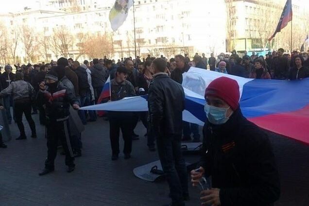 Донецкие сепаратисты ждут поддержку из России и планируют захватить телеканал