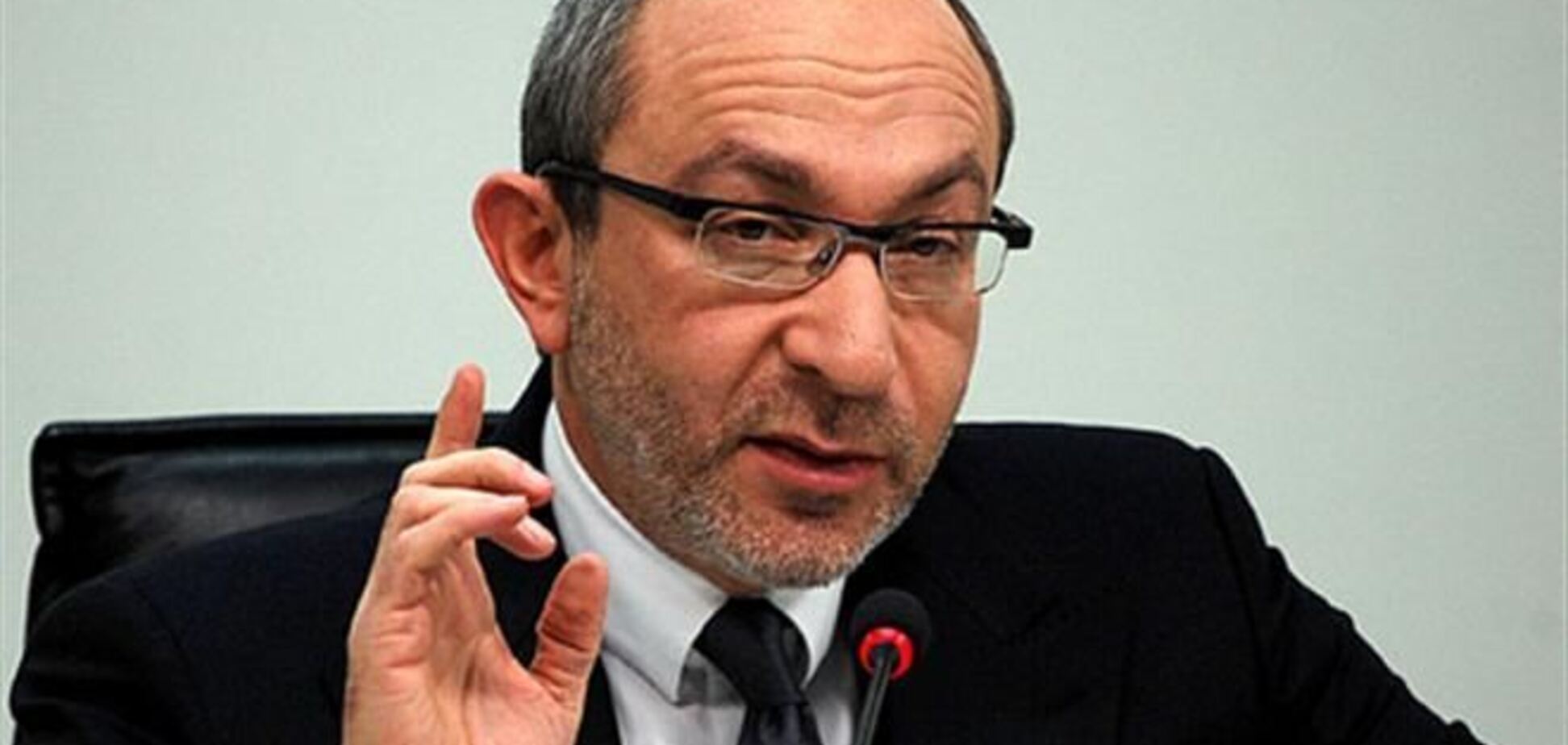 На внеочередной сессии облсовета в Харькове обсудят НАТО, федерализацию и язык