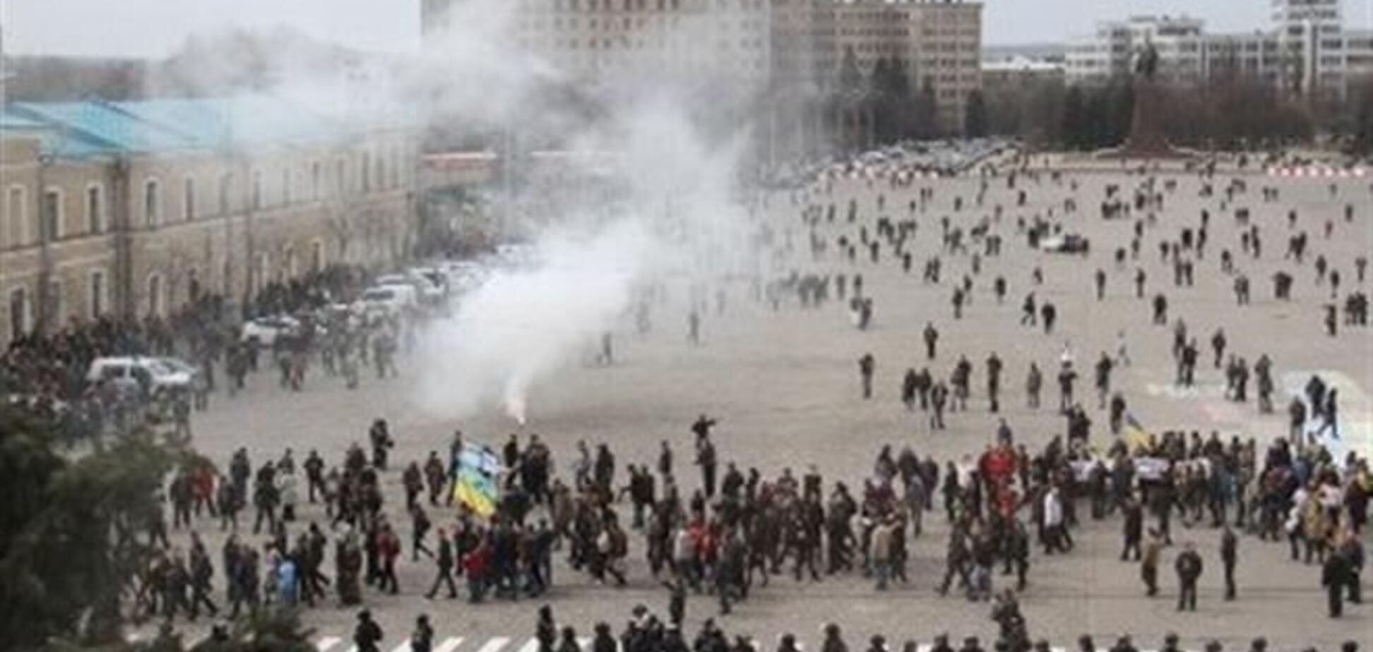 В Харькове пророссийские активисты опять попытались взять штурмом ОГА