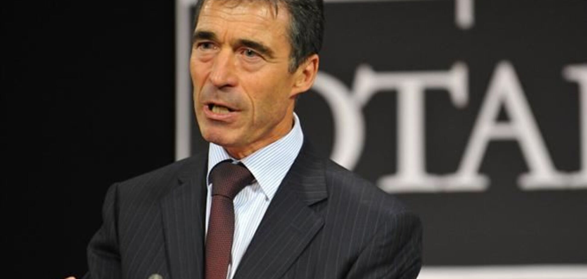 НАТО должно ответить на российскую политику в Украине - генсек