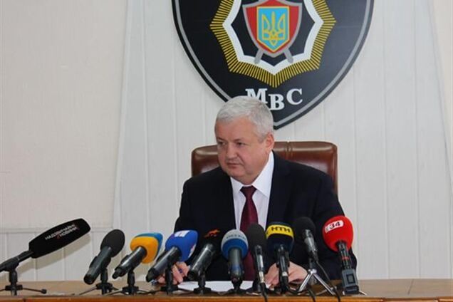 Власти Днепропетровска пригрозили сепаратистам, милиция усилила охрану админзданий