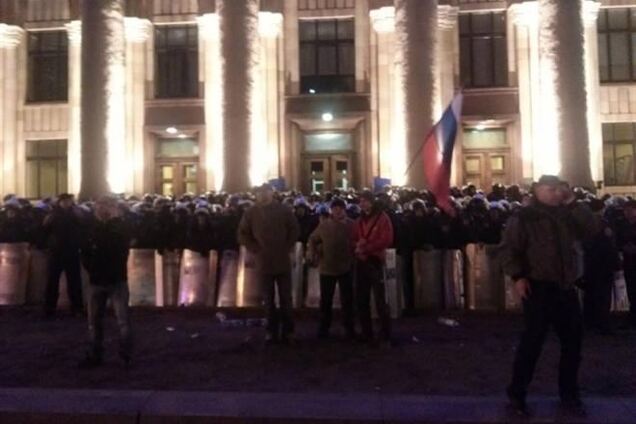 Во время штурма Харьковской ОГА пострадал курсант Академии ВВ МВД Украины