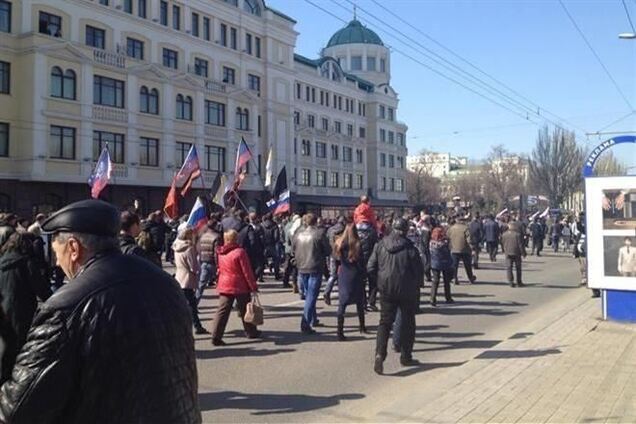 Донецкие сепаратисты 'отправили в отставку' глав областных МВД, СБУ и прокуратуры