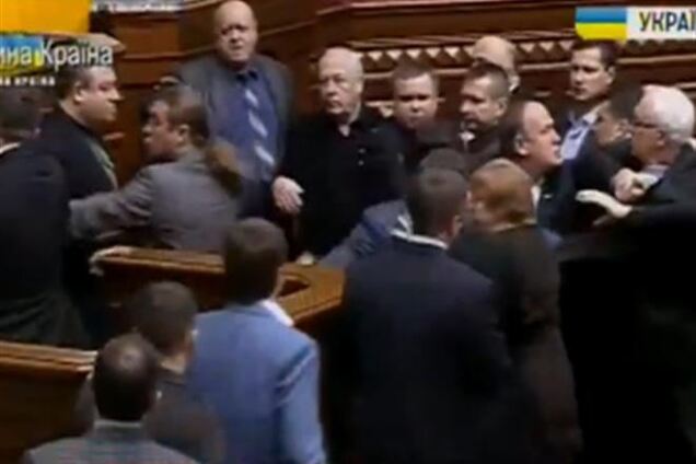 Під час виступу Симоненка в Раді сталася бійка
