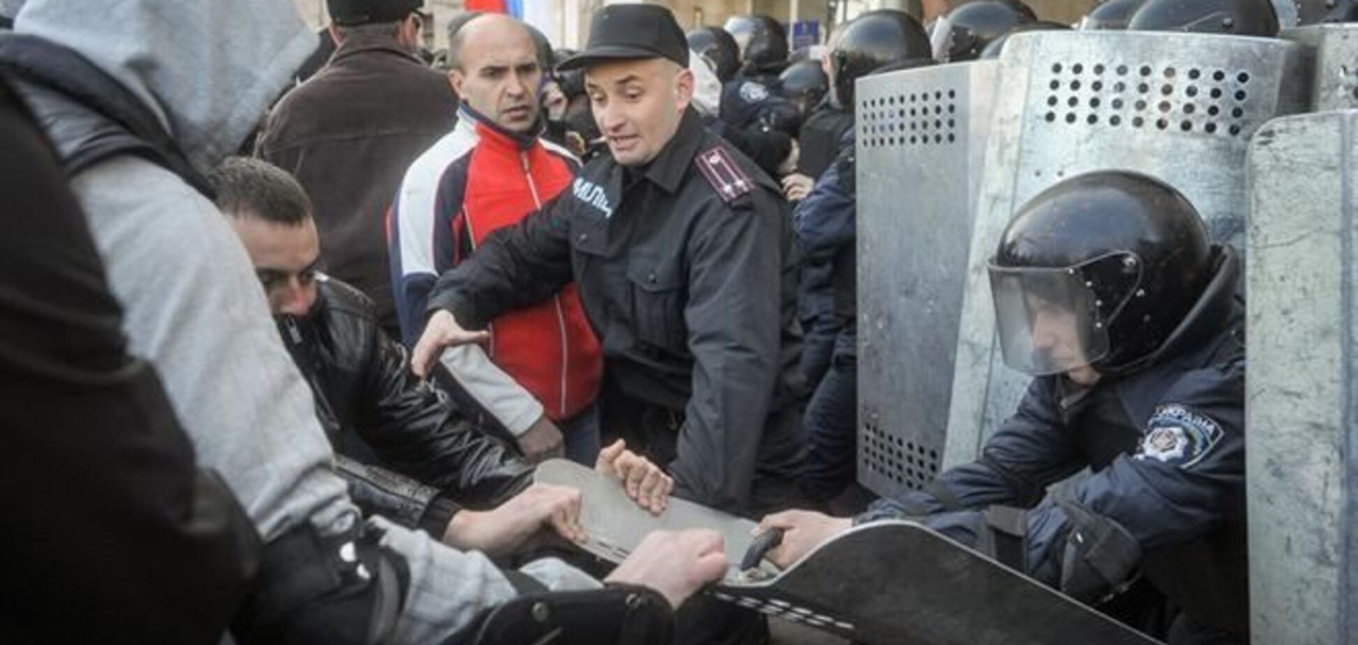 Нардеп: у власти есть возможность, но нет оснований для зачистки на востоке Украины